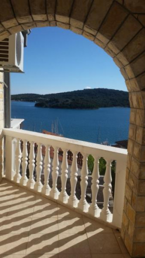  Apartmani Frkic  Тисно